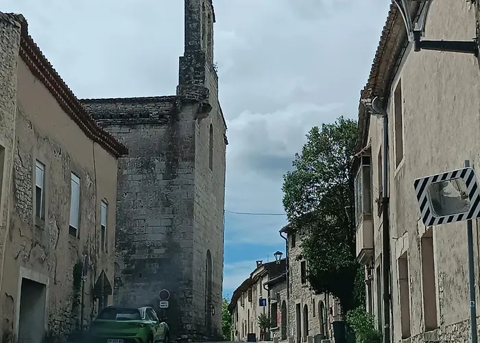 A בית הארחה Vacquières